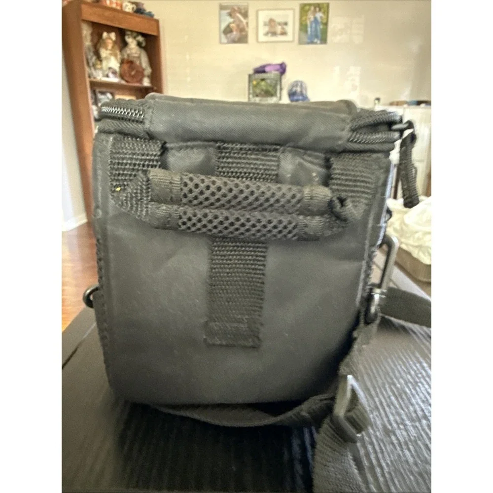 Case Logic Small Camera Camcorder Bag 8